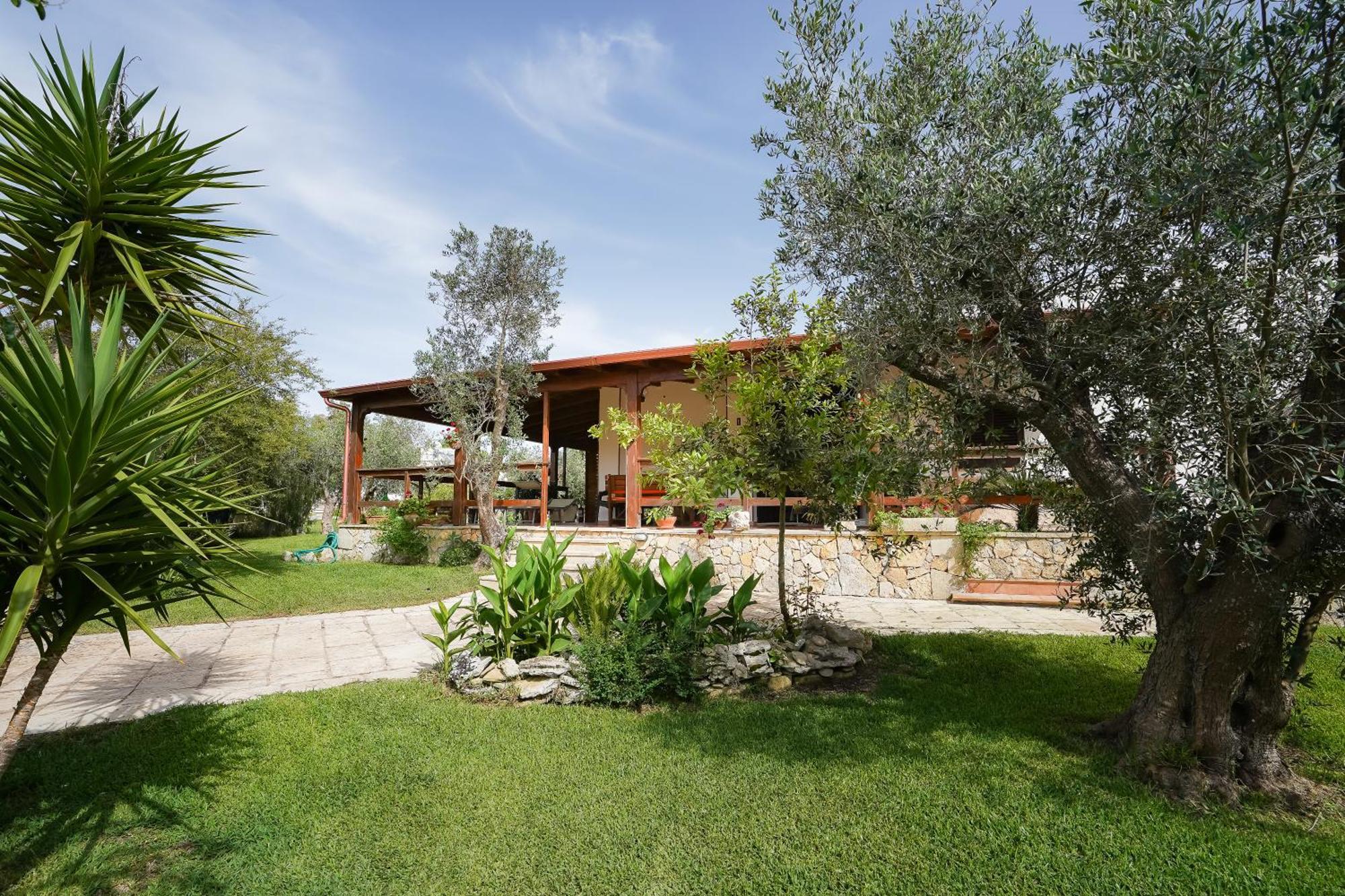 Casa Vacanza Russo Fernando Alimini Buitenkant foto