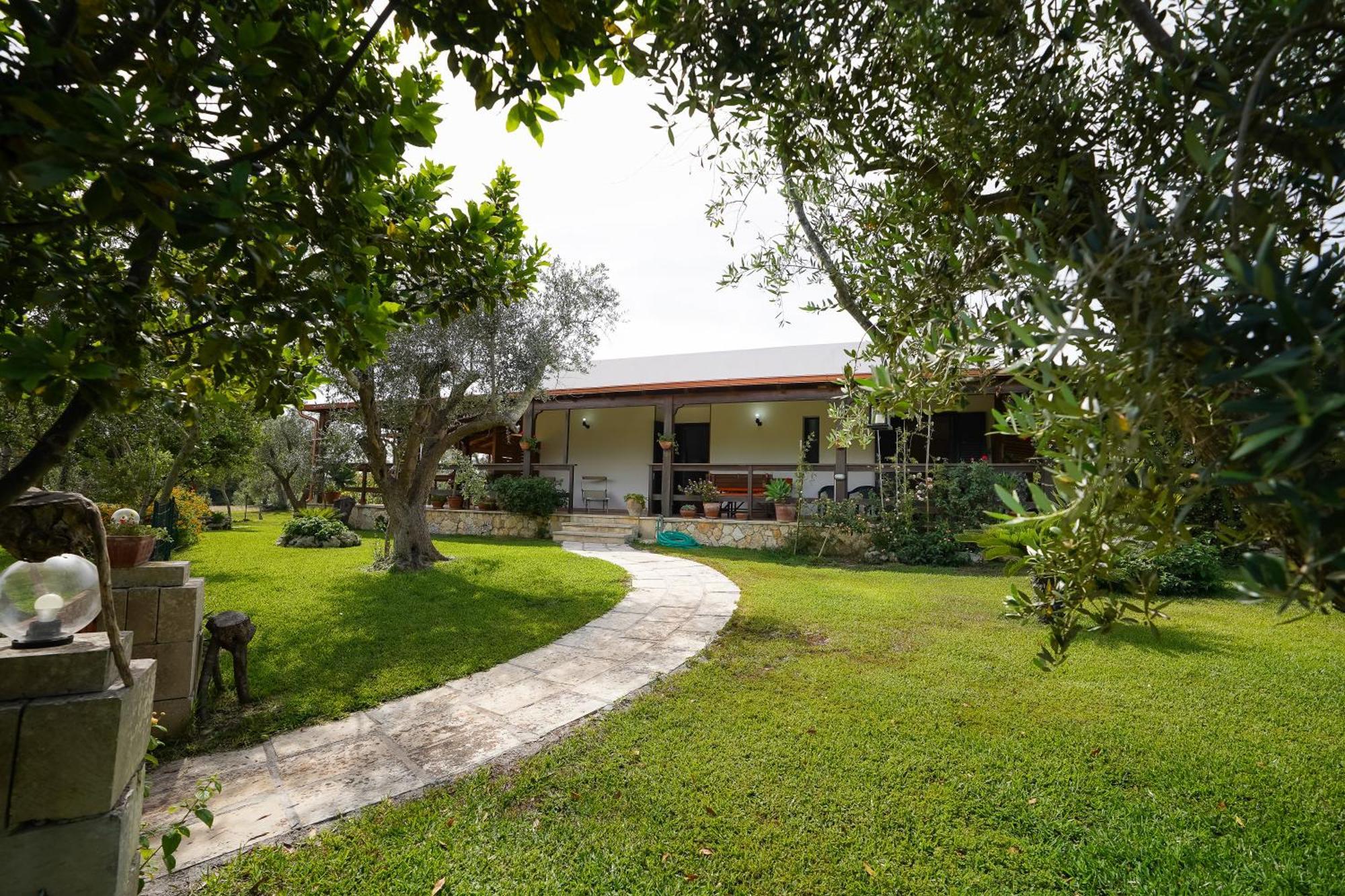 Casa Vacanza Russo Fernando Alimini Buitenkant foto